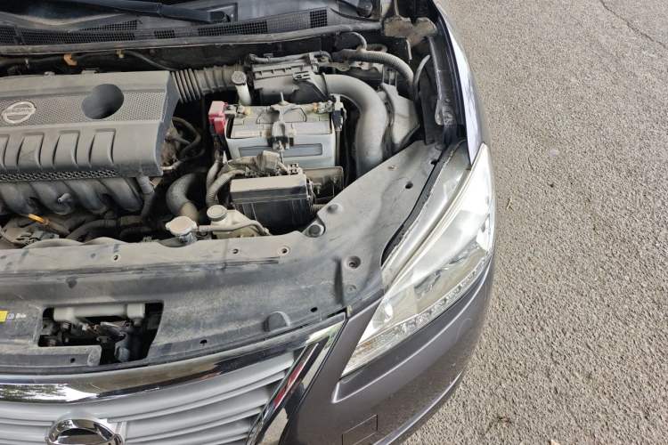 Used Nissan Sylphy 2012 1.6 XL CVT Luxury Edition Engine Bay Left