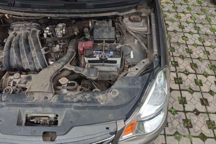 Used Nissan Sylphy 2012 Classic 1.6XE Automatic Comfort Edition Engine Bay Left