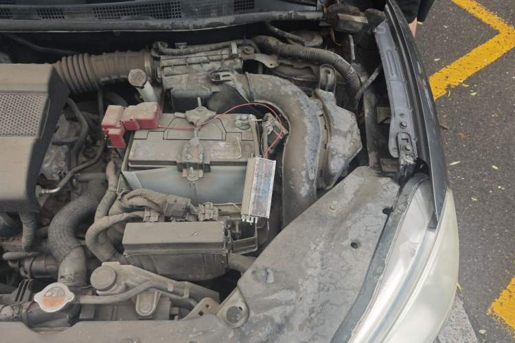 Used Nissan Sylphy 2012 1.6 XL CVT Luxury Edition Engine Bay Left