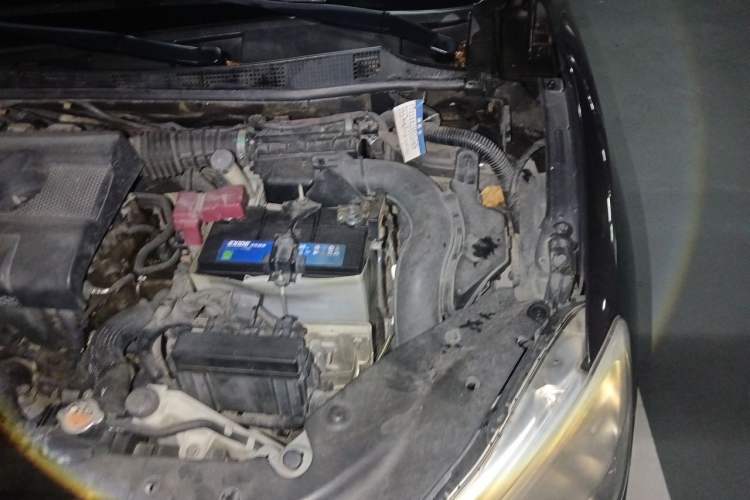 Used Nissan Sylphy 2012 1.6 XL CVT Luxury Edition Engine Bay Left