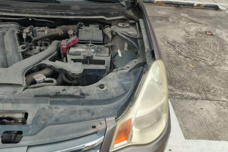 Used Nissan Sylphy 2012 Classic 1.6XE Automatic Comfort Edition Engine Bay Left