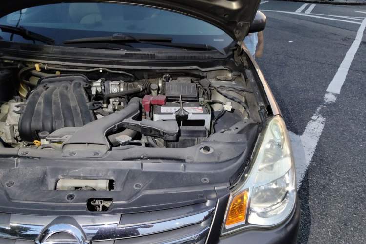 Used Nissan Sylphy 2012 Classic 1.6XE Automatic Comfort Edition Engine Bay Left