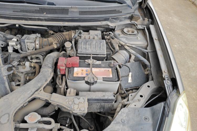 Used Nissan Sylphy 2012 Classic 1.6XE Automatic Comfort Edition Engine Bay Left