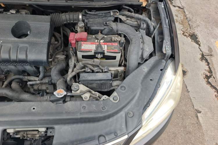 Used Nissan Sylphy 2012 1.6 XL CVT Luxury Edition Engine Bay Left