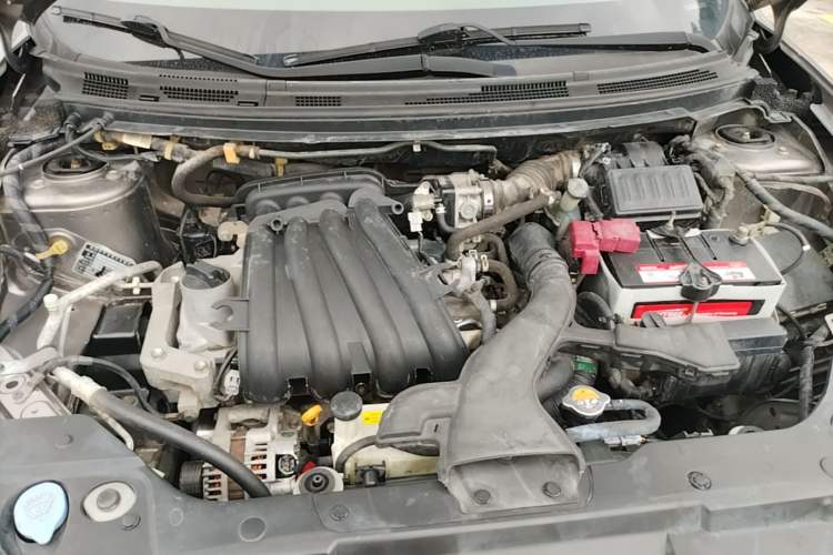 Used Nissan Sylphy 2012 Classic 1.6XE Automatic Comfort Edition Engine Bay