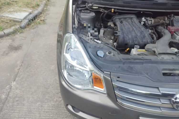 Used Nissan Sylphy 2012 Classic 1.6XE Manual Comfort Edition Engine Bay Right