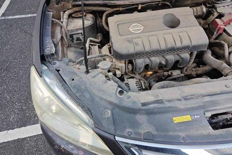 Used Nissan Sylphy 2012 1.6 XL CVT Luxury Edition Engine Bay Right