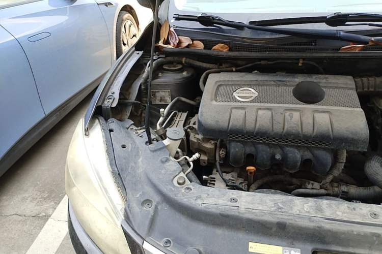 Used Nissan Sylphy 2012 1.6 XL CVT Luxury Edition Engine Bay Right