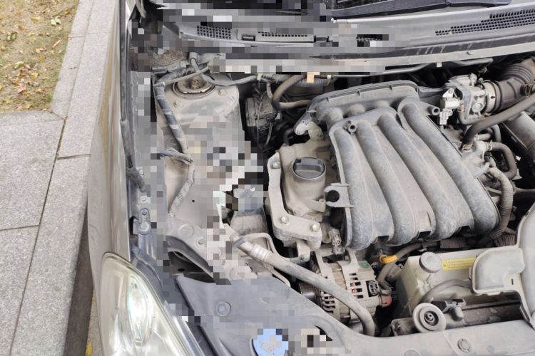 Used Nissan Sylphy 2012 Classic 1.6XE Manual Comfort Edition Engine Bay Right