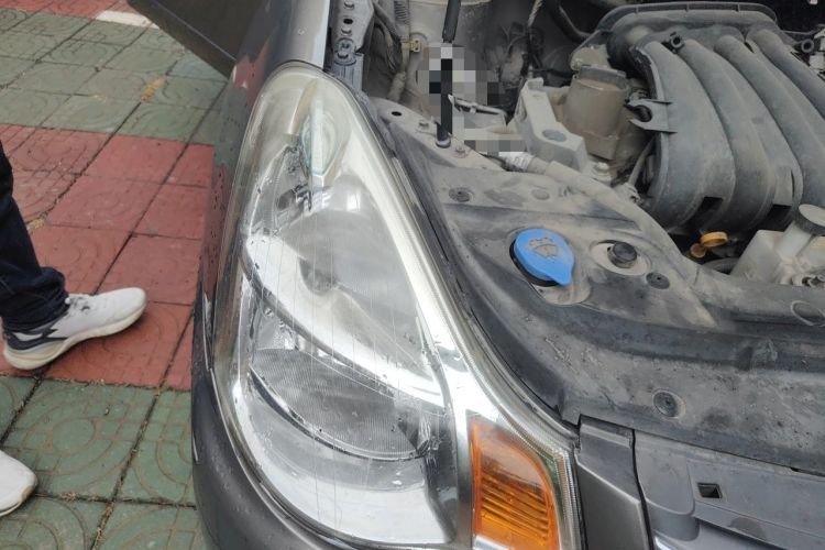 Used Nissan Sylphy 2012 Classic 1.6 XL Automatic Luxury Edition Engine Bay Right