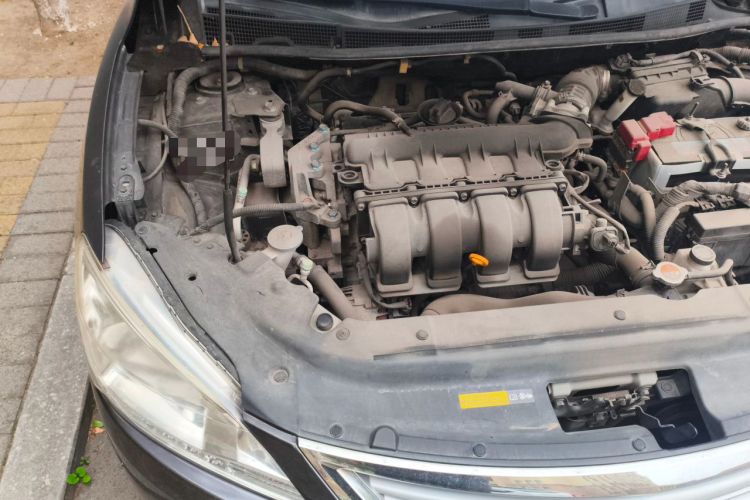Used Nissan Sylphy  Engine Bay Right