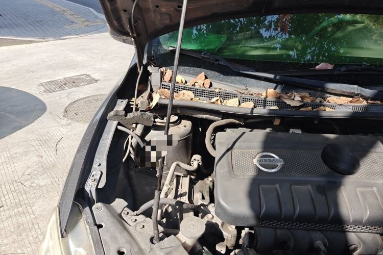 Used Nissan Sylphy 2012 1.6 XL Manual Luxury Edition Engine Bay Right
