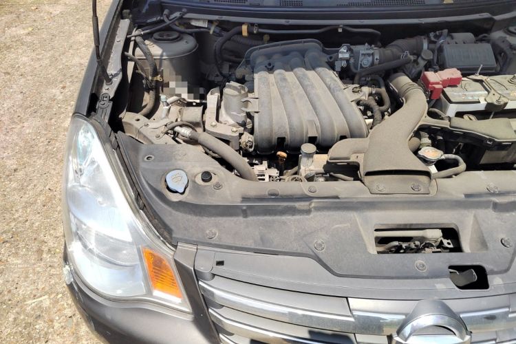 Used Nissan Sylphy 2012 Classic 1.6XE Automatic Comfort Edition Engine Bay Right