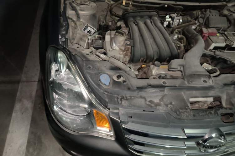 Used Nissan Sylphy 2012 Classic 1.6XE Automatic Comfort Edition Engine Bay Right