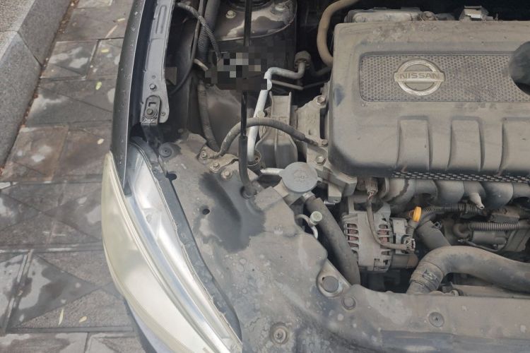 Used Nissan Sylphy 2012 1.6 XL CVT Luxury Edition Engine Bay Right