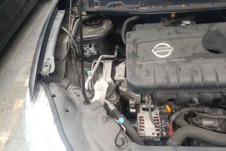 Used Nissan Sylphy 2012 1.6 XL CVT Luxury Edition Engine Bay Right