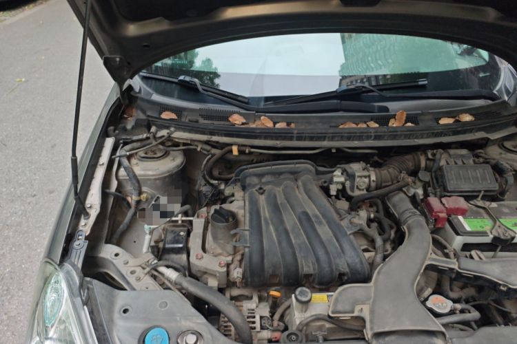 Used Nissan Sylphy 2012 Classic 1.6XE Manual Comfort Edition Engine Bay Right