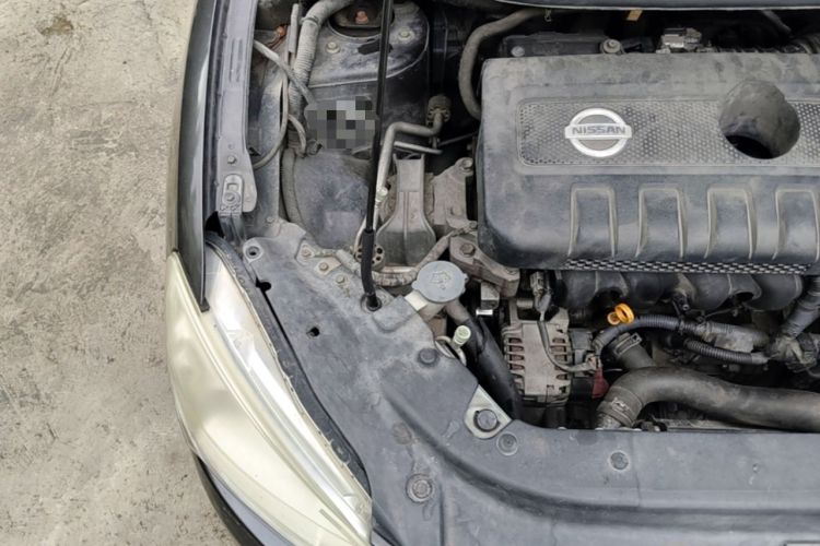Used Nissan Sylphy 2012 1.6 XL CVT Luxury Edition Engine Bay Right