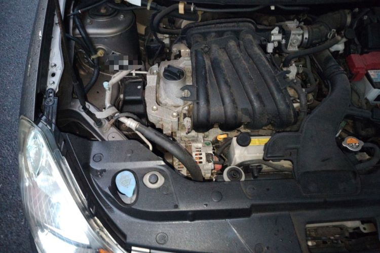 Used Nissan Sylphy 2012 Classic 1.6XE Automatic Comfort Edition Engine Bay Right