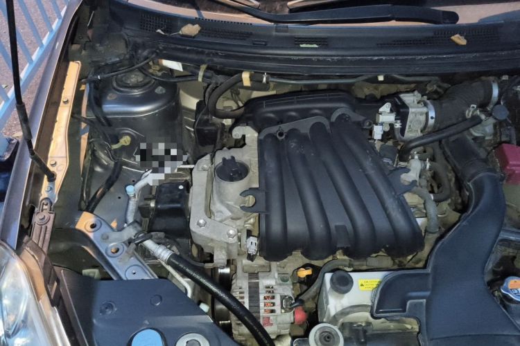 Used Nissan Sylphy 2012 Classic 1.6XE Manual Comfort Edition Engine Bay Right