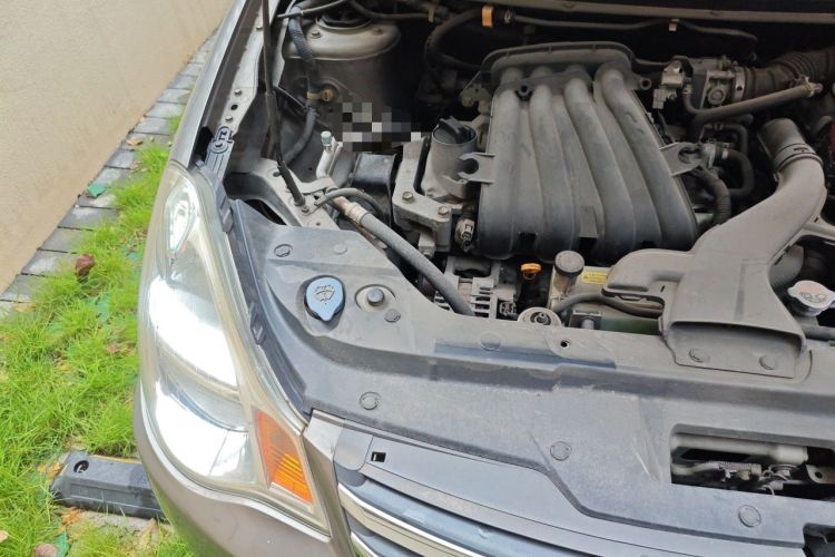 Used Nissan Sylphy 2012 Classic 1.6XE Automatic Comfort Edition Engine Bay Right