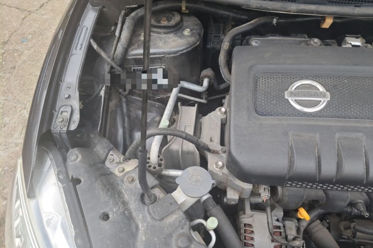 Used Nissan Sylphy 2012 1.6 XL CVT Luxury Edition Engine Bay Right