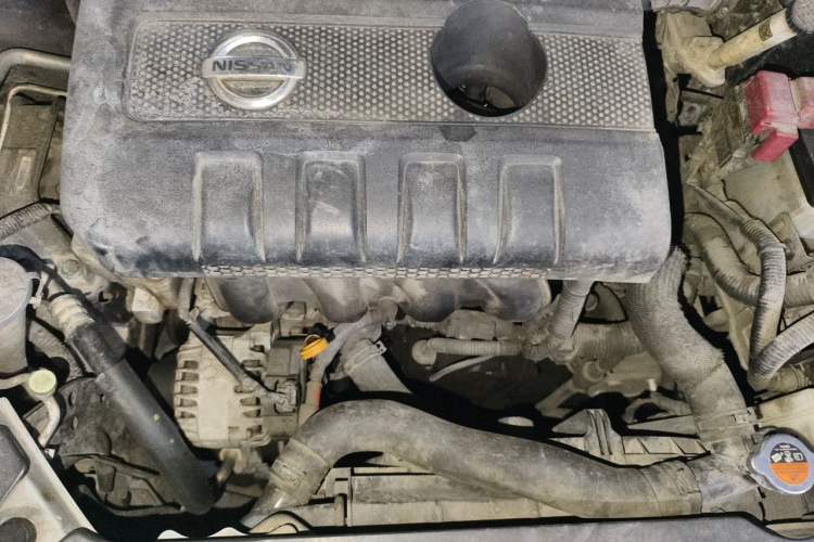 Used Nissan Sylphy 2012 1.6 XL CVT Luxury Edition Engine Bay Right