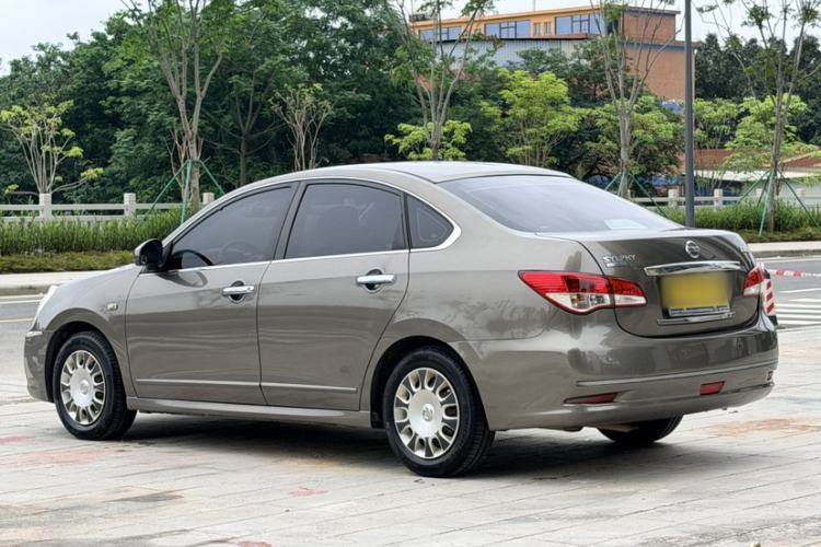 Used Nissan Sylphy 2012 Classic 1.6XE Automatic Comfort Edition Exterior 2