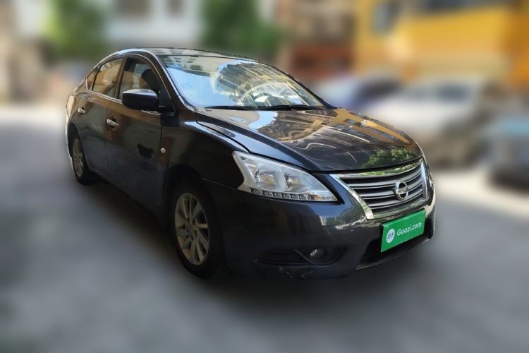 Used Nissan Sylphy 2012 1.6 XL Manual Luxury Edition Front Right 45 Deg