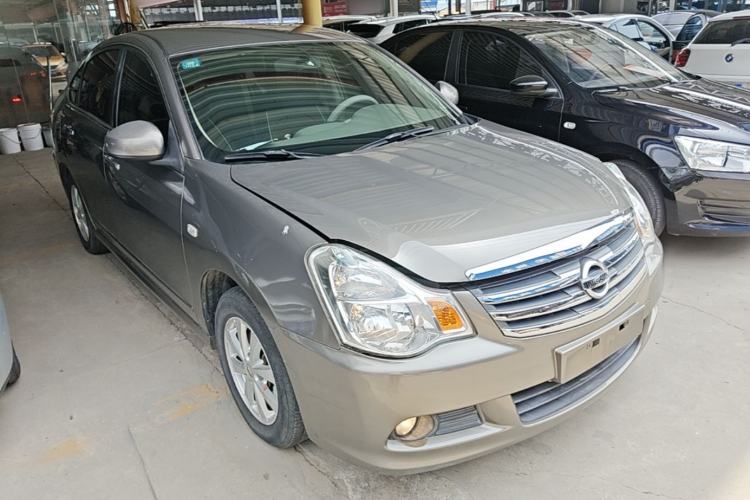 Used Nissan Sylphy 2012 Classic 1.6XE Automatic Comfort Edition Front Right 45 Deg