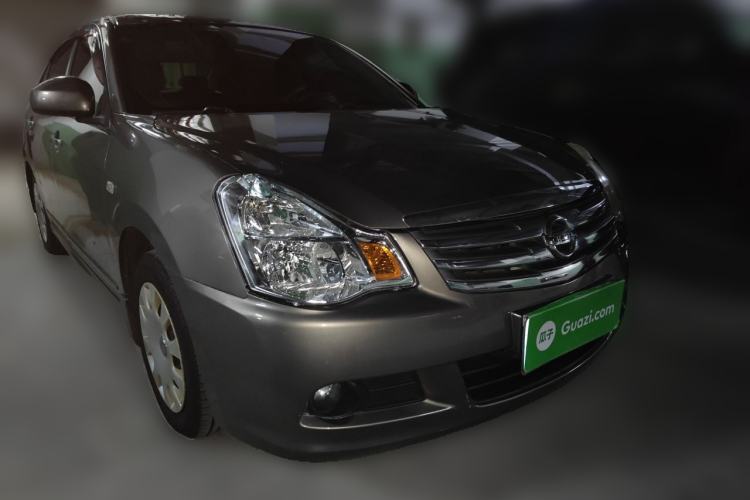 Used Nissan Sylphy 2012 Classic 1.6XE Automatic Comfort Edition Front Right 45 Deg
