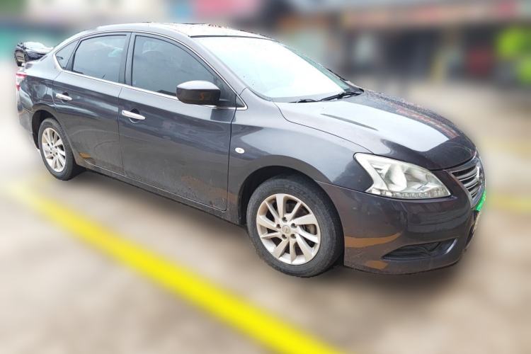 Used Nissan Sylphy 2012 1.6 XL CVT Luxury Edition Front Right 45 Deg