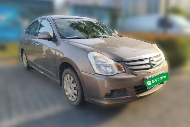 Used Nissan Sylphy 2012 Classic 1.6XE Manual Comfort Edition Front Right 45 Deg