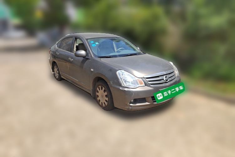 Used Nissan Sylphy 2012 Classic 1.6XE Automatic Comfort Edition Front Right 45 Deg
