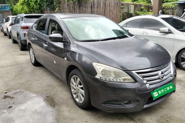 Used Nissan Sylphy 2012 1.6 XL CVT Luxury Edition Front Right 45 Deg