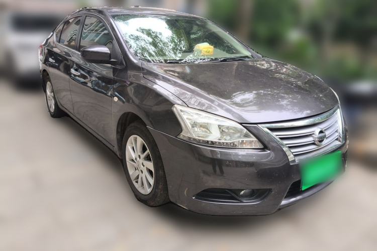 Used Nissan Sylphy 2012 1.6 XL Manual Luxury Edition Front Right 45 Deg