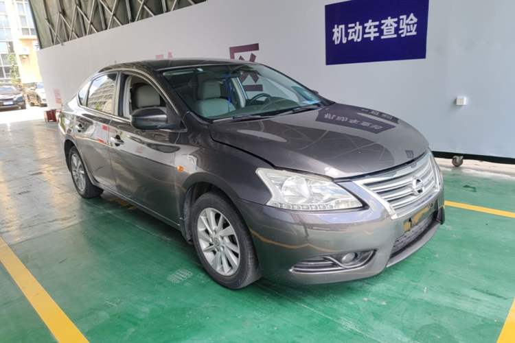 Used Nissan Sylphy 2012 1.6 XL CVT Luxury Edition Front Right 45 Deg