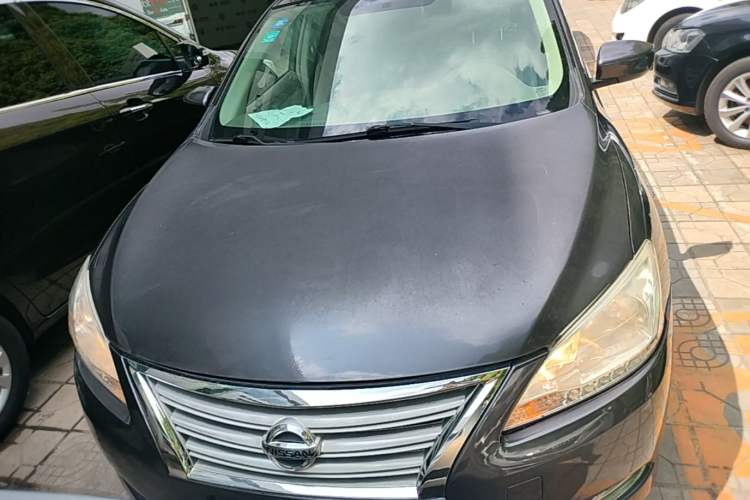 Used Nissan Sylphy 2012 1.6 XL Manual Luxury Edition Front