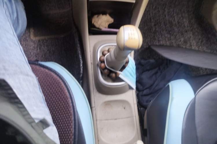 Used Nissan Sylphy 2012 Classic 1.6XE Manual Comfort Edition Gear Lever