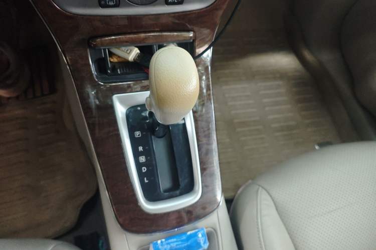 Used Nissan Sylphy 2012 1.6 XL CVT Luxury Edition Gear Lever