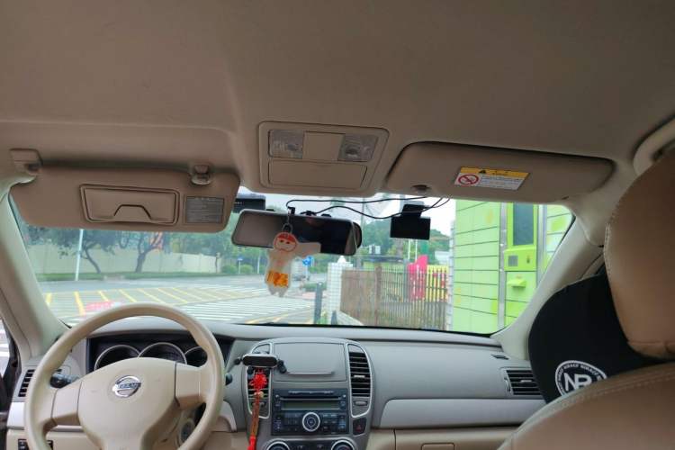Used Nissan Sylphy 2012 Classic 1.6XE Automatic Comfort Edition Headliner