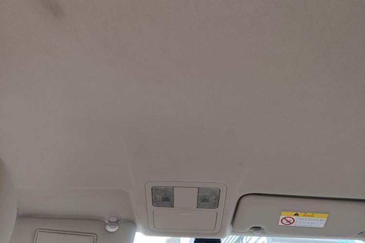 Used Nissan Sylphy 2012 Classic 1.6XE Manual Comfort Edition Headliner