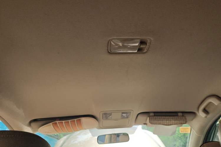 Used Nissan Sylphy 2012 Classic 1.6XE Manual Comfort Edition Headliner