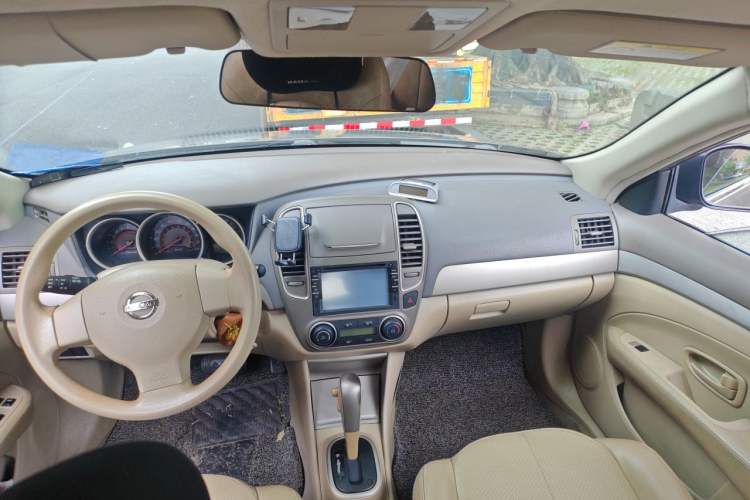 Used Nissan Sylphy 2012 Classic 1.6XE Automatic Comfort Edition Headliner
