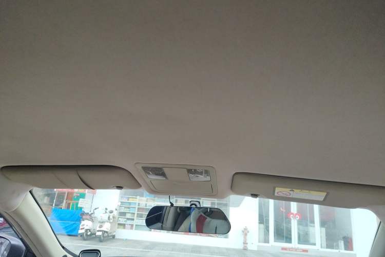 Used Nissan Sylphy 2012 Classic 1.6XE Automatic Comfort Edition Headliner