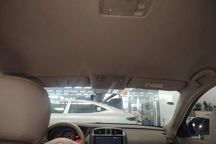 Used Nissan Sylphy 2012 Classic 1.6XE Automatic Comfort Edition Headliner