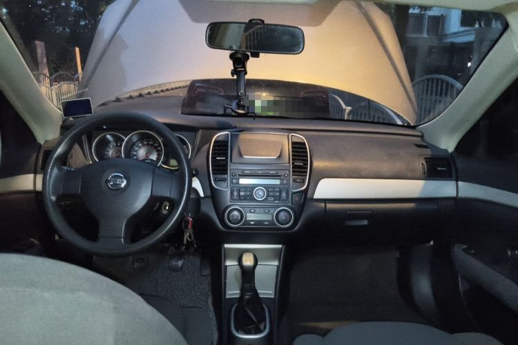 Used Nissan Sylphy 2012 Classic 1.6XE Manual Comfort Edition Headliner