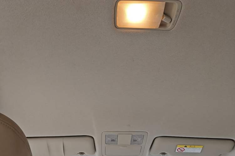 Used Nissan Sylphy 2012 Classic 1.6XE Automatic Comfort Edition Headliner