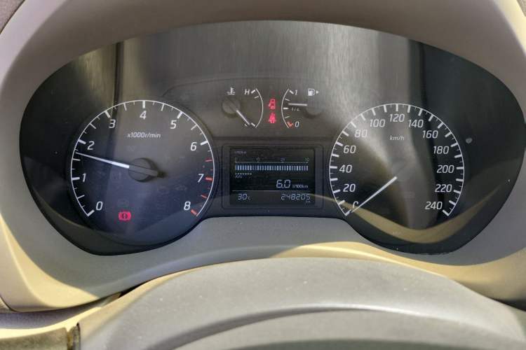 Used Nissan Sylphy 2012 1.6 XL Manual Luxury Edition Instrument Cluster