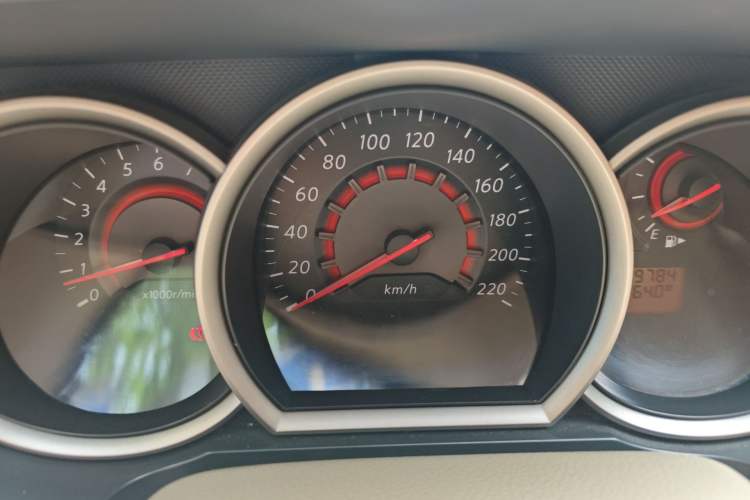 Used Nissan Sylphy 2012 Classic 1.6XE Manual Comfort Edition Instrument Cluster